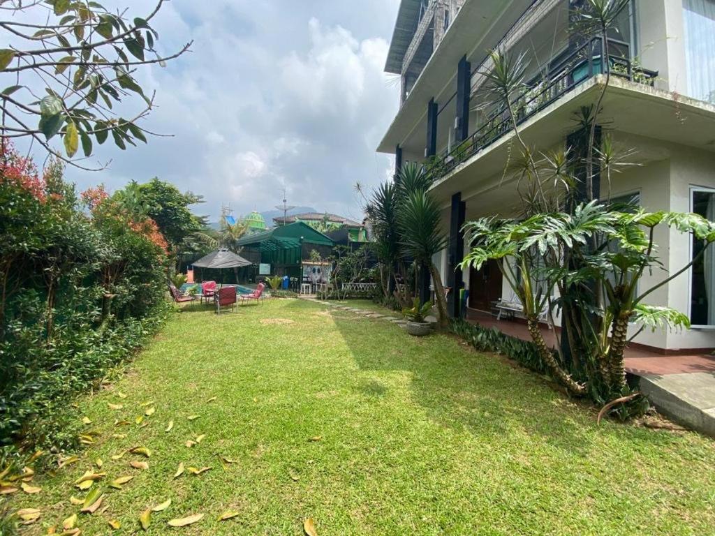 Avilla Puncak Exterior foto