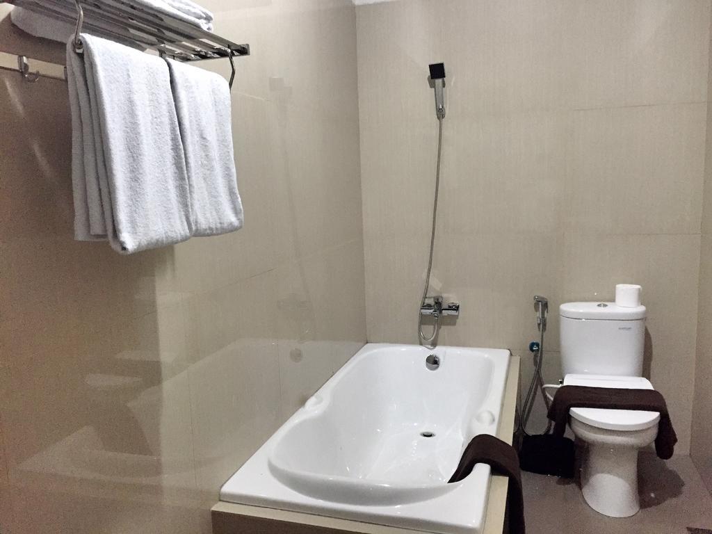 Avilla Puncak Exterior foto