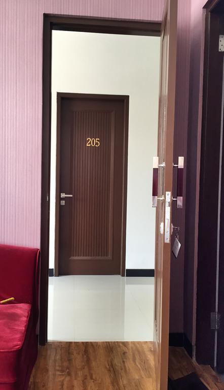 Avilla Puncak Exterior foto