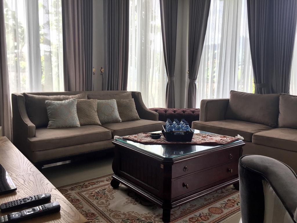 Avilla Puncak Exterior foto